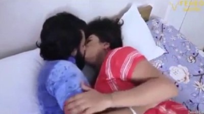 Hot mallu bhabhi nude mulai sappi ookum sex video