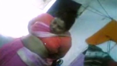 Aunty uncle poolai oombum tamilauntysexvideos