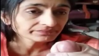 College library teacherai oomba vitta student