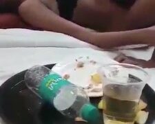 Saraku adicha bothaiyil lesbian pengal licking sex