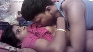 Chennai amma magan mulai sappum sex talk family mms
