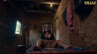 Ilam pengalai veriyaaga ool panum kanavan in porn movie