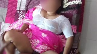 Madurai mallipoo aunty eeramana mulaigal aada sex